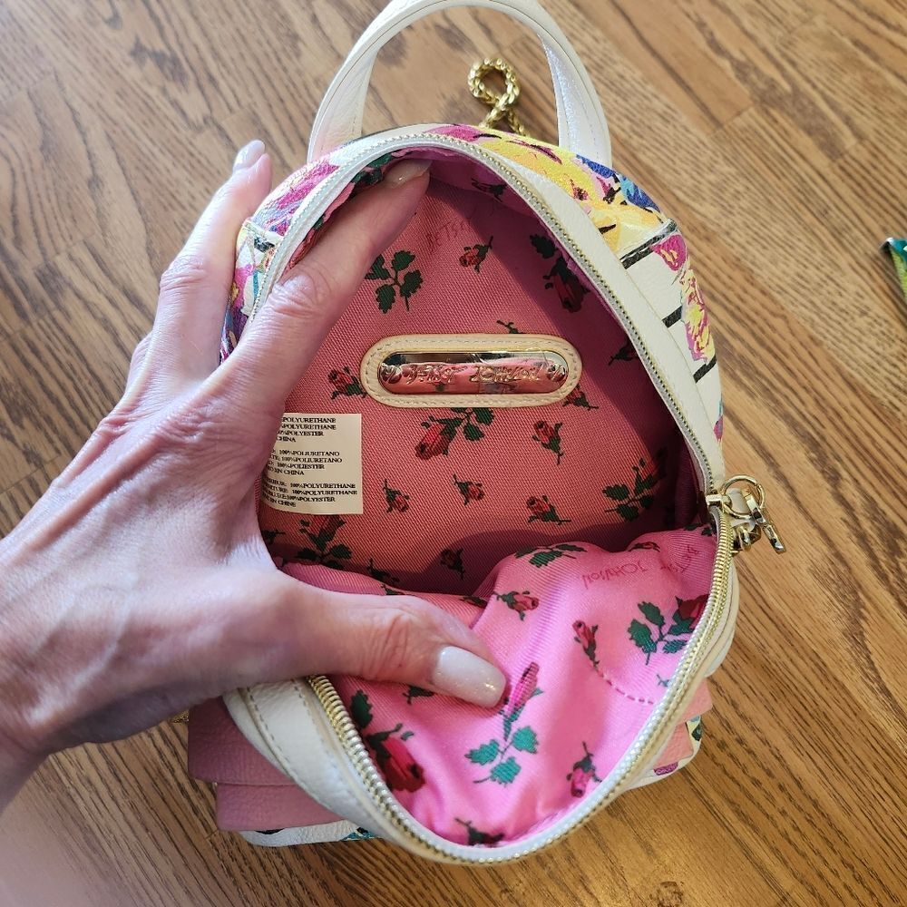💐BETSEY JOHNSON Mini Floral Crossbody Bag with Adjustable Strap GARDEN GIRL! - Picture 7 of 10